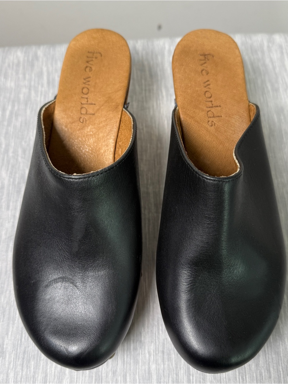 Anthropologie Five Worlds by Cordani Zorba Black Leather Wood Clogs Sz 11